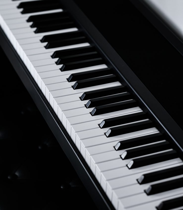 piano keyboard